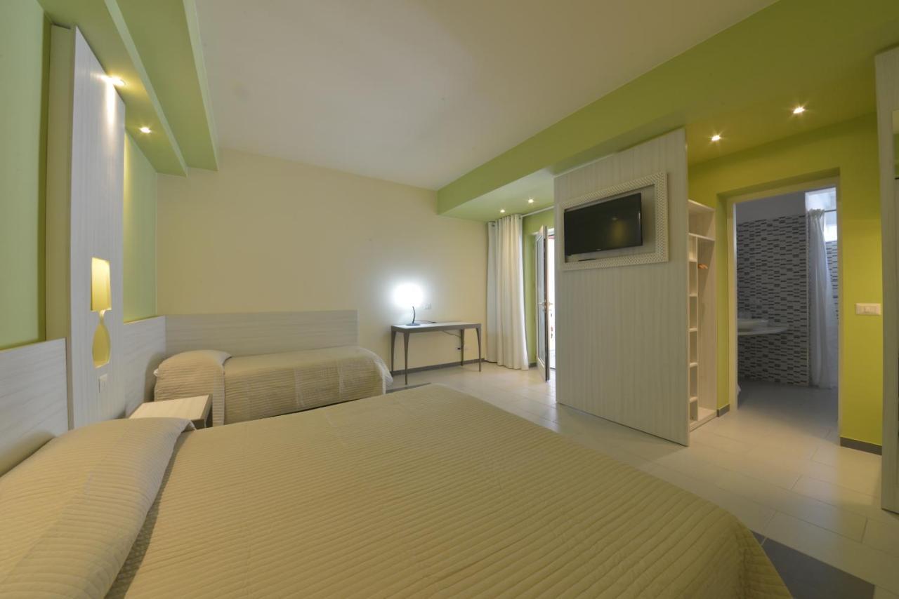 Hotel D'Amato Peschici Extérieur photo